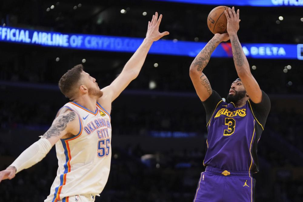 表现赢得裁 表现赢得裁