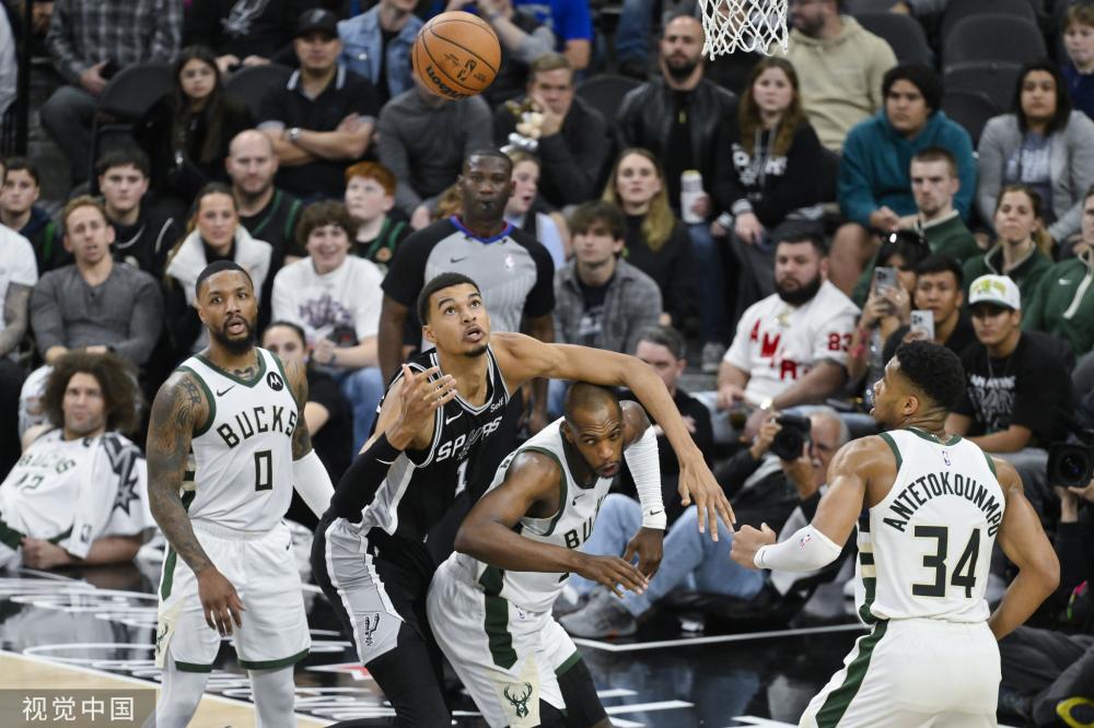 反观辽宁队 反观辽宁队