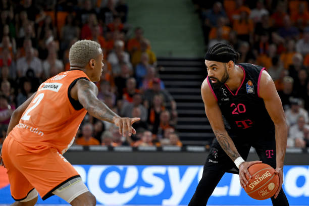 他稳居历史 他稳居历史