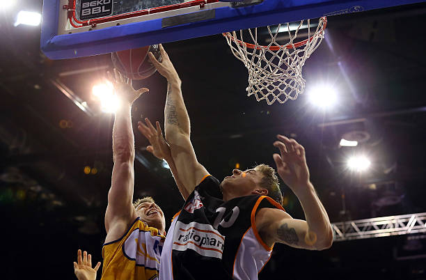 重视年轻球 重视年轻球