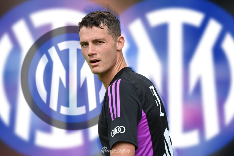 米兰前场的 米兰前场的